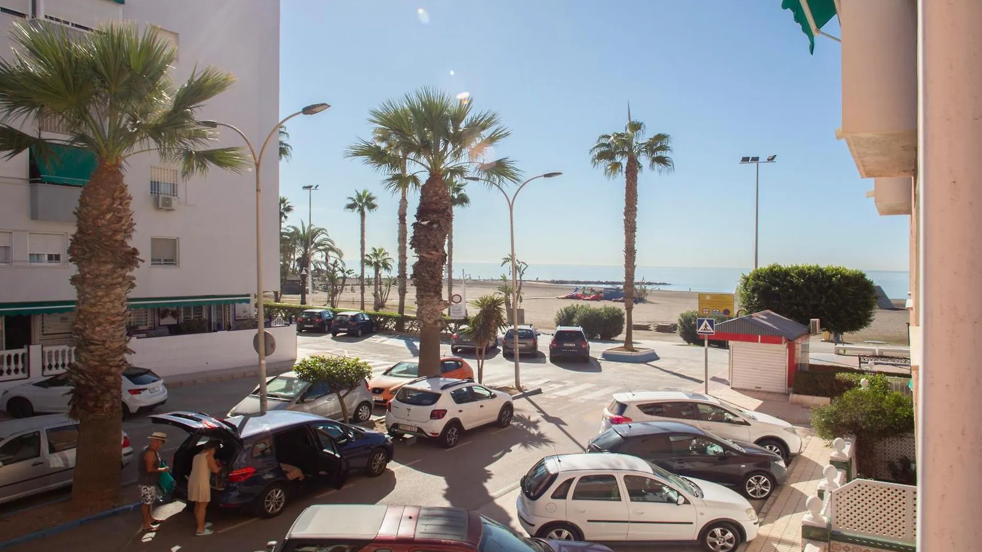 Bajo En Primera Linea - Cala Del Moral, Urbanizacion Calaflores La Cala Del Moral Apartment